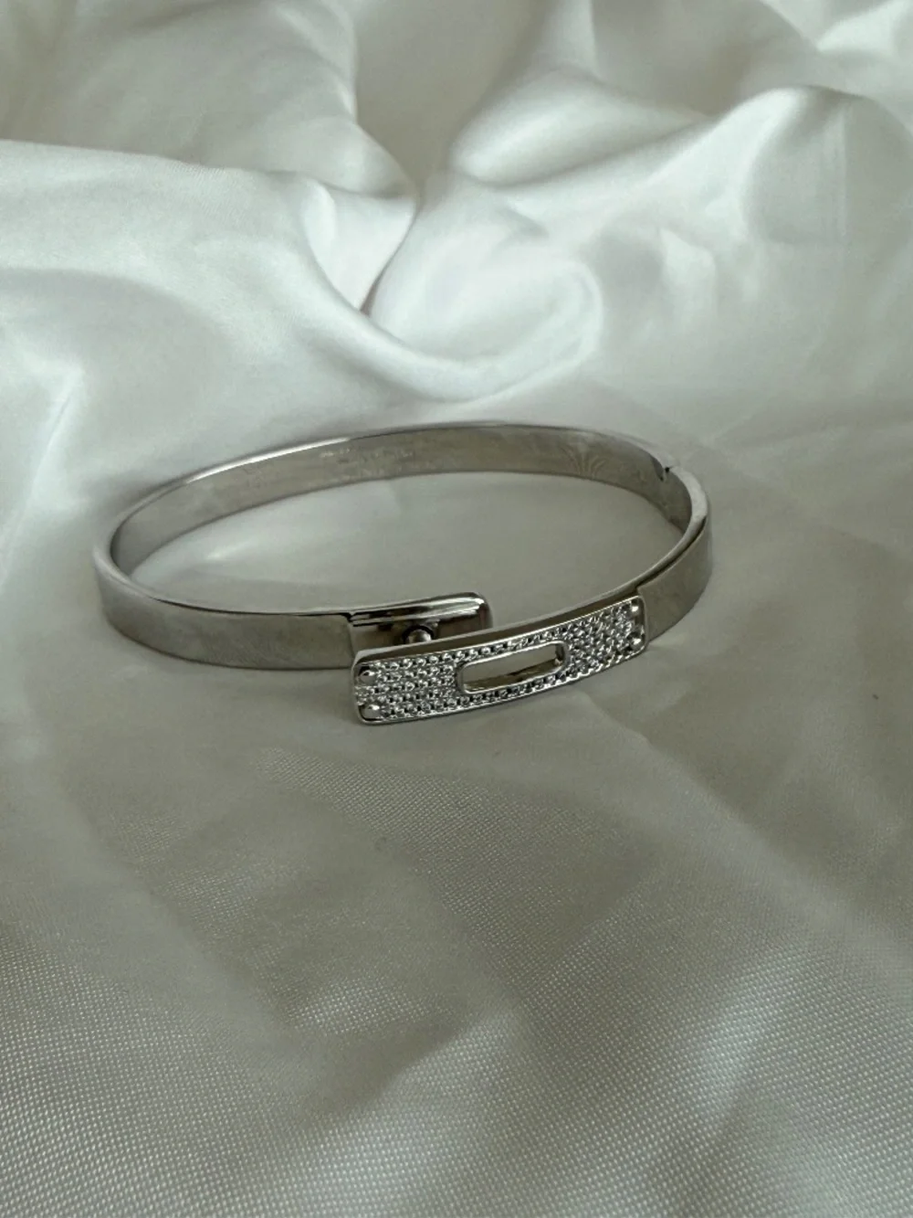 ✨Hermes. Silver Diamond PM Kelly Pave Bracelet SH